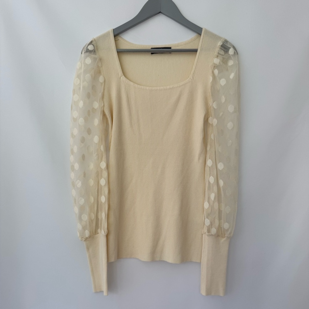 Vici Cream Top with Elegant Design